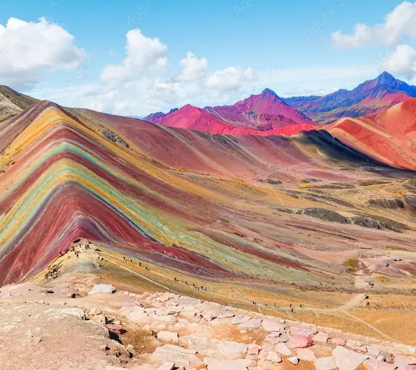 MONTAÑA DE COLORES